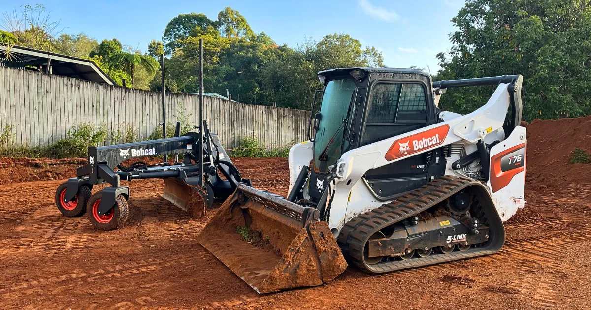 Powerful Bobcat T76 on display