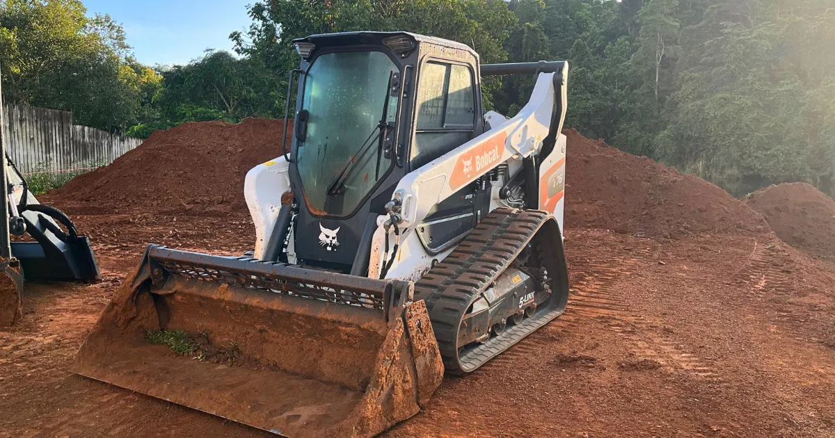 Bobcat at work in Cairns