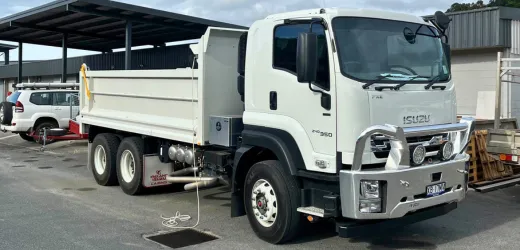 Isuzu FXZ 240-350 Tipper Truck